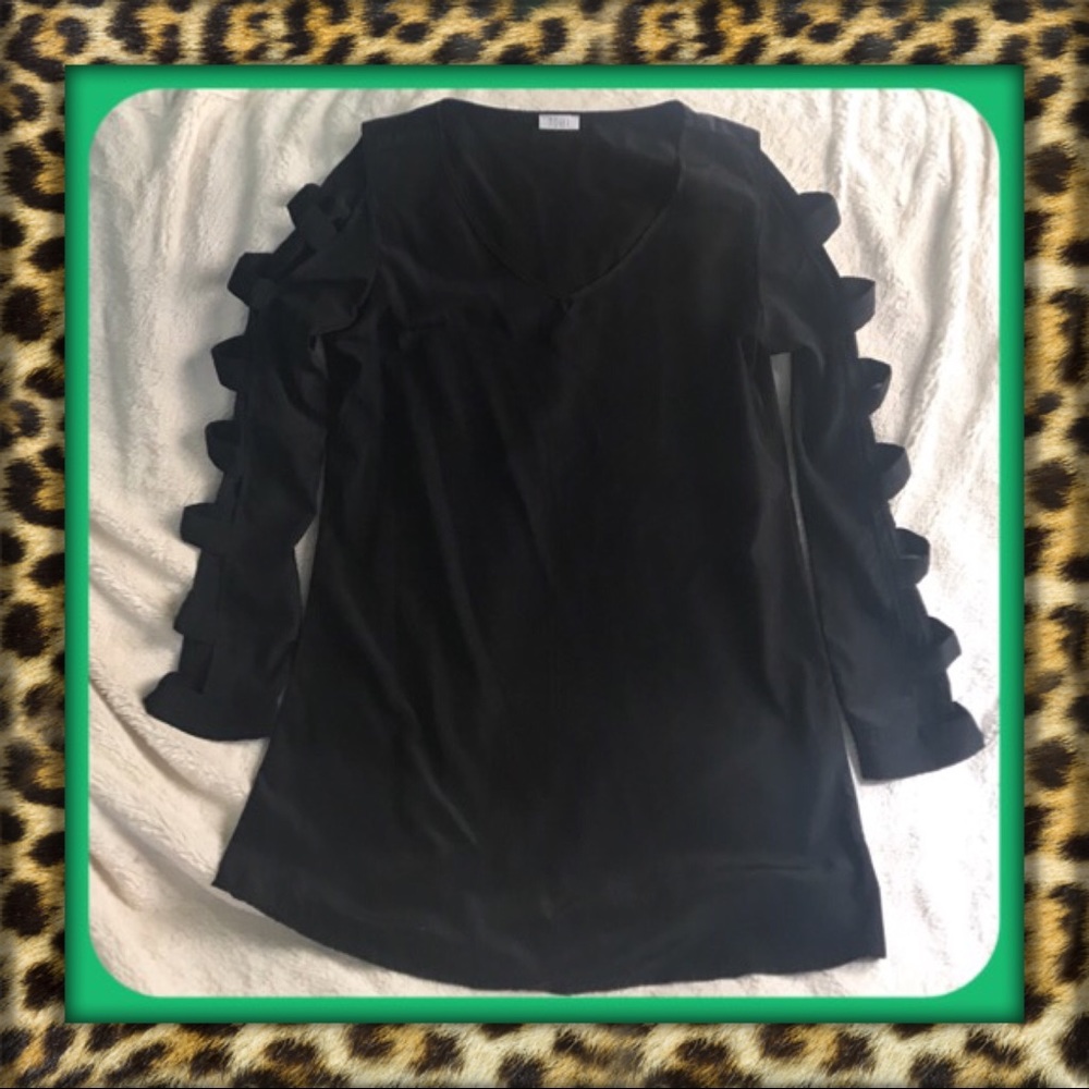 👑✅PRICE FIRM✅ Black Tunic Dress with Sexy cut out long sleeves